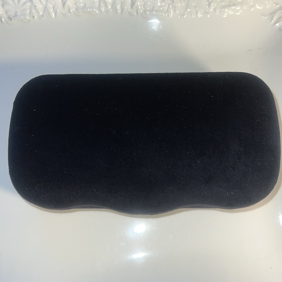 Gucci Red Sunglasses GG0567SAN NWT - Picture 11 of 11